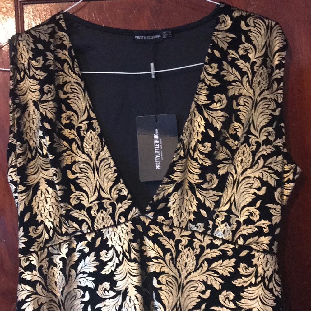 Dress - Picture 2 of 4